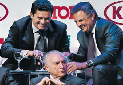 Sergio Moro e Aecio neves rindo da impunidade ao PSDB e perseguição ao Lula Aécio Neves vai para “juízes amigos de Minas”. Viram, bobinhos do foro privilegiado